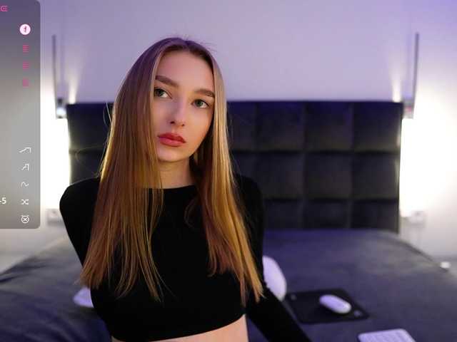 DiamondLily live cam on BongaCams