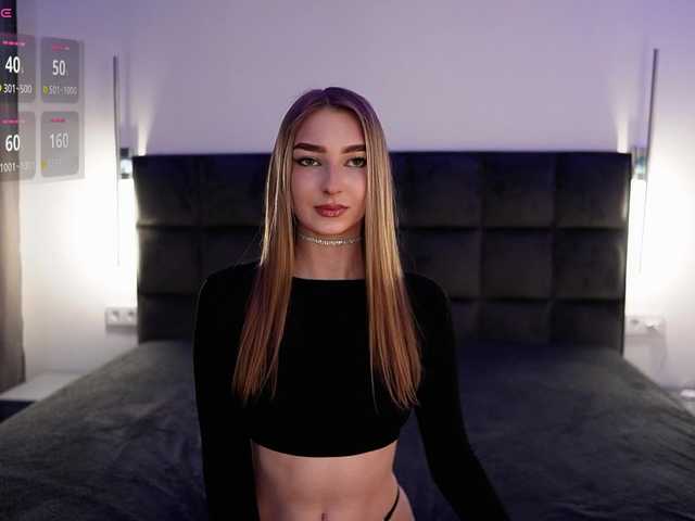 DiamondLily live cam on BongaCams