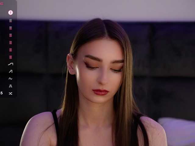 DiamondLily live cam on BongaCams