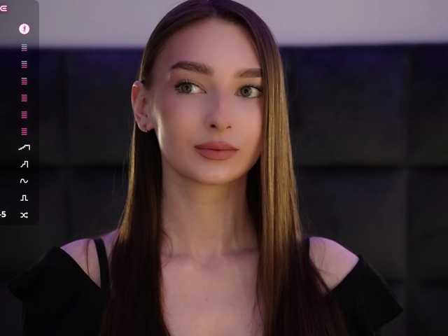 DiamondLily live cam on BongaCams