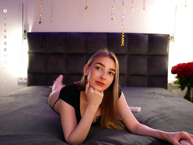 GoldieXXX