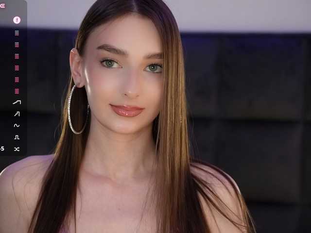 DiamondLily live cam on BongaCams