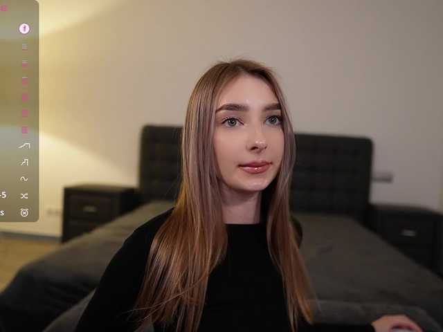 DiamondLily live cam on BongaCams