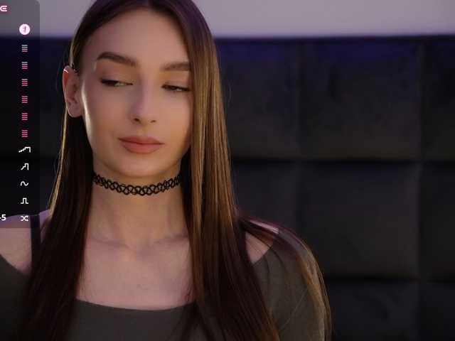 DiamondLily live cam on BongaCams