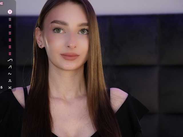 DiamondLily live cam on BongaCams