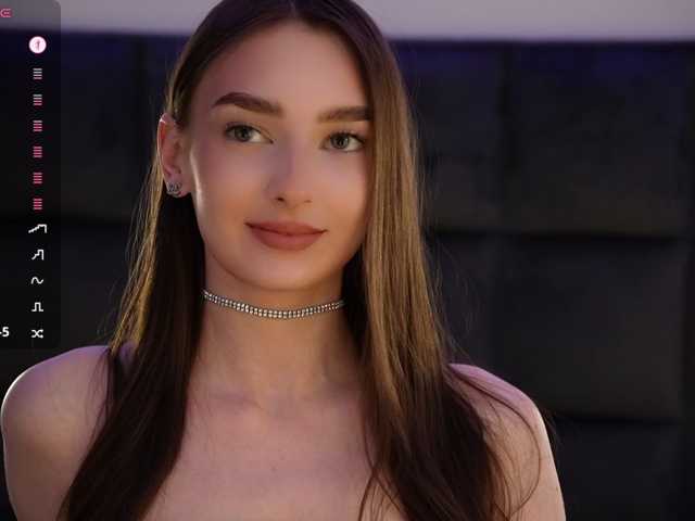 DiamondLily live cam on BongaCams