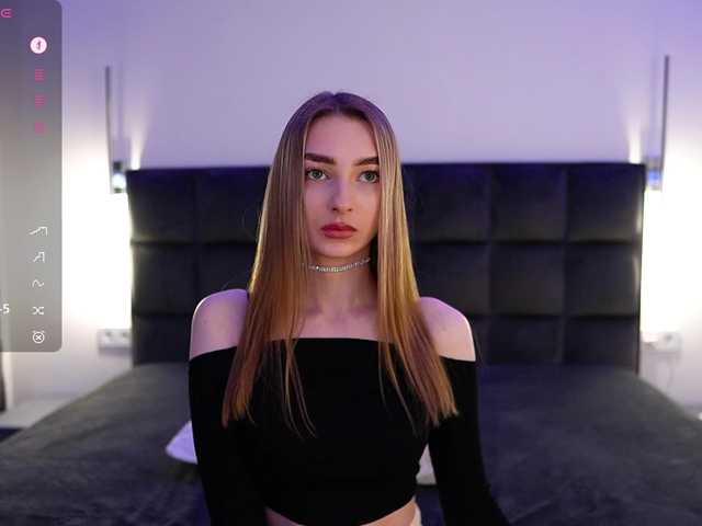 GoldieXXX