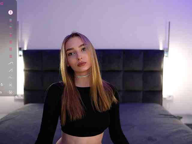 DiamondLily Sex Cam Show