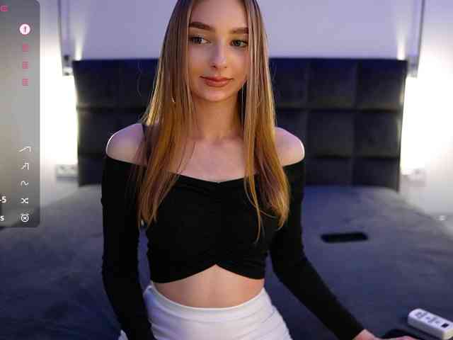 GoldieXXX
