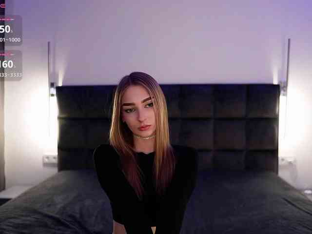 GoldieXXX
