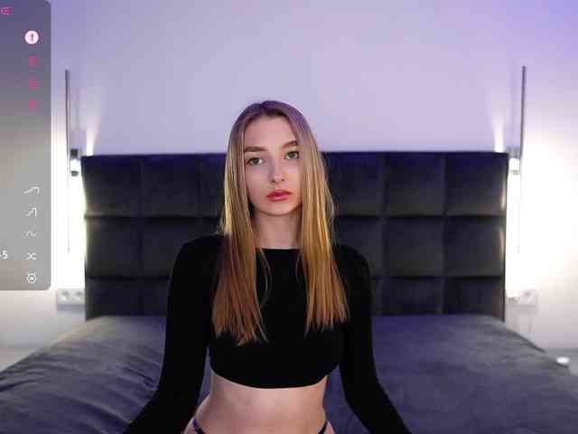 GoldieXXX webcam