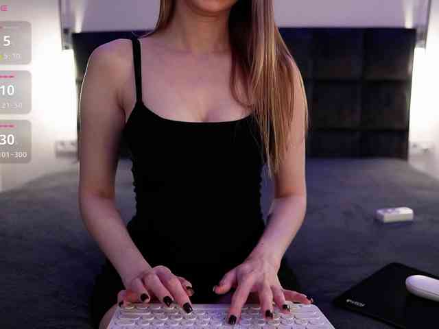 GoldieXXX webcam