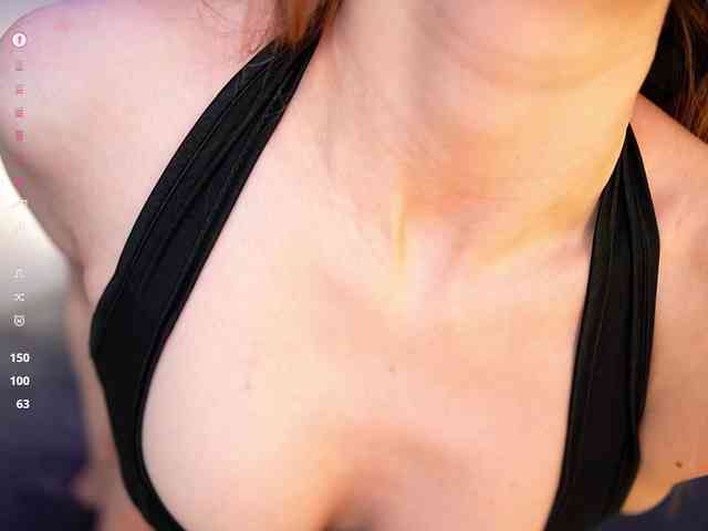 GoldieXXX webcam