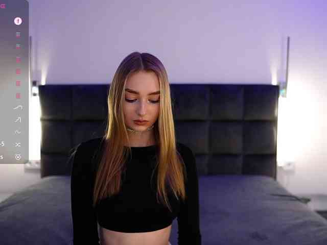 DiamondLily Sex Cam Show