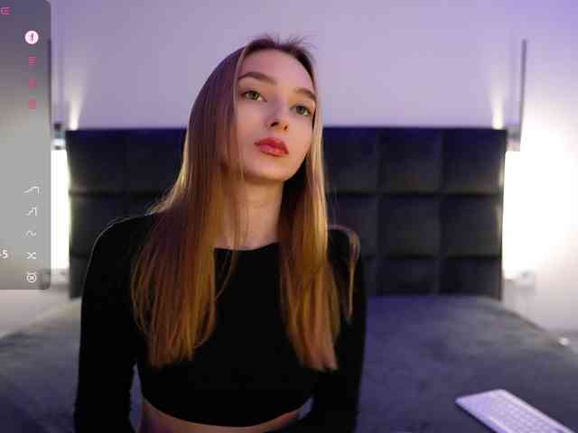 GoldieXXX