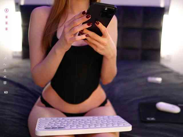 GoldieXXX webcam