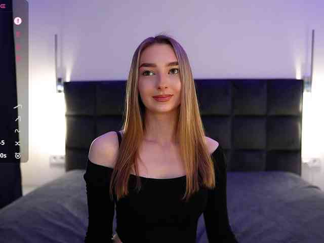GoldieXXX webcam