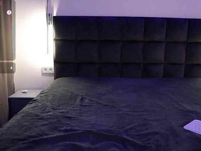 GoldieXXX webcam