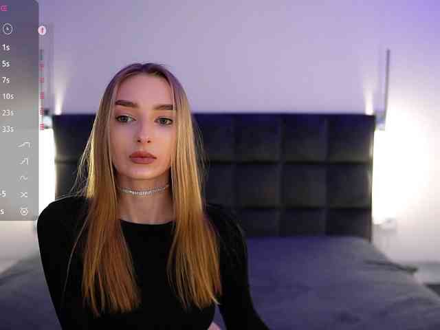 Модель: GoldieXXX