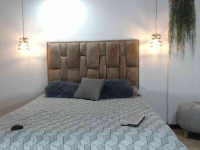 alejhandramora webcam