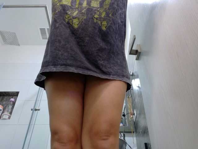 Anah10 live cam on BongaCams