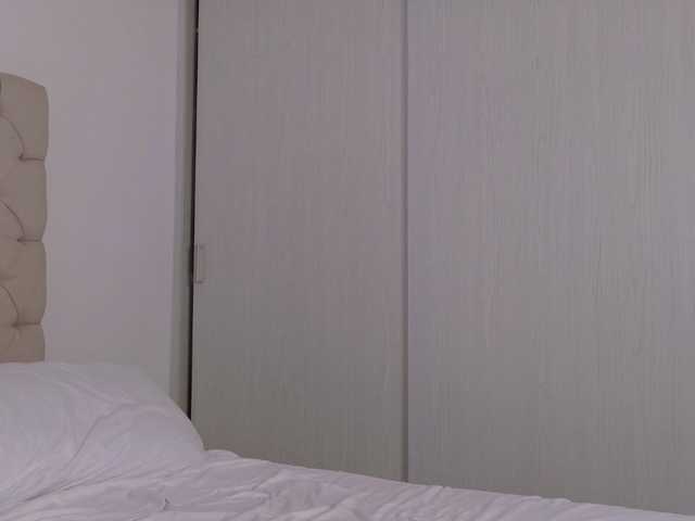 Anah10 live cam on BongaCams