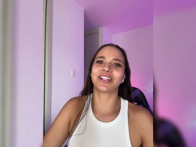 Anah10 live webcam show
