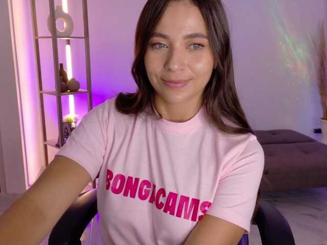 Anhika live cam preview