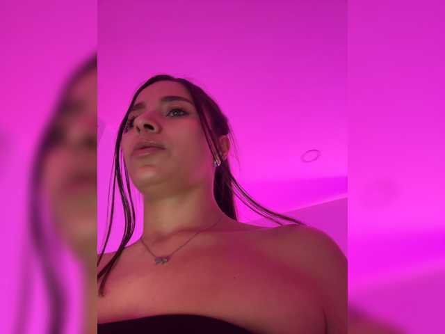 Anhika live webcam show
