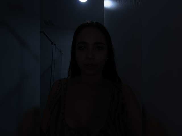 Anah10 live cam on BongaCams