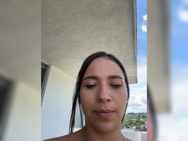 Anhika live webcam show