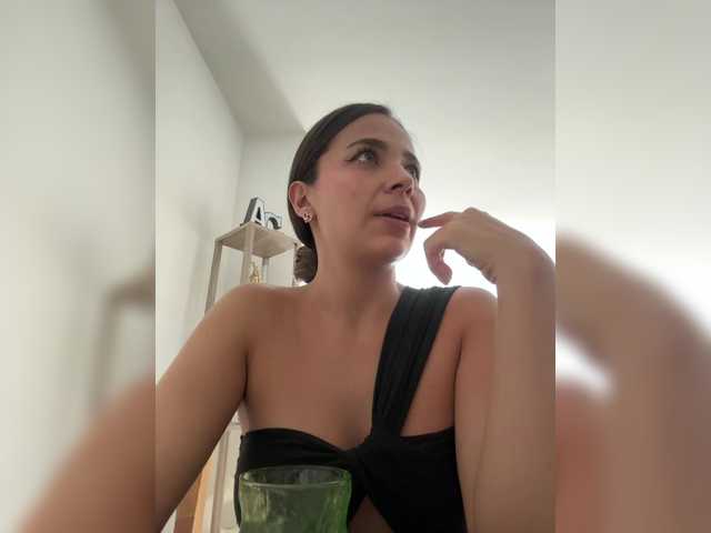 Anah10 live cam on BongaCams