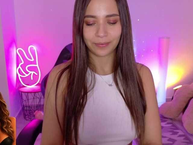Anhika live webcam show