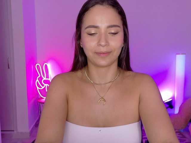 Anah10 live cam on BongaCams