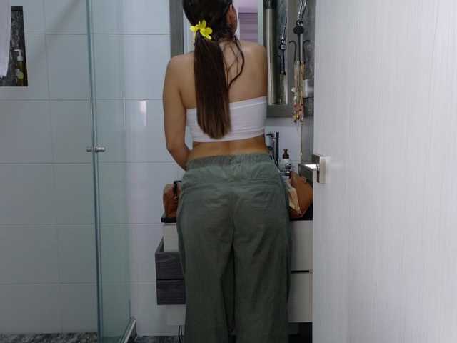 Anah10 live webcam show