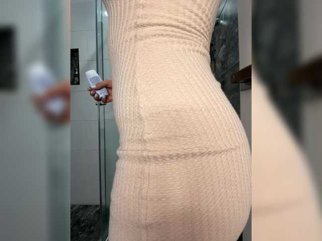 Anhika live webcam show