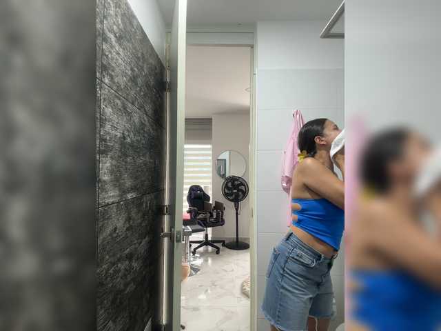 Anah10 live cam on BongaCams