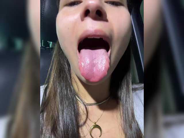 Anah10 live webcam show