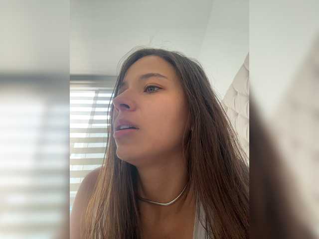 Anah10 live cam on BongaCams
