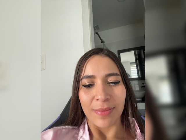 Anah10 live cam on BongaCams