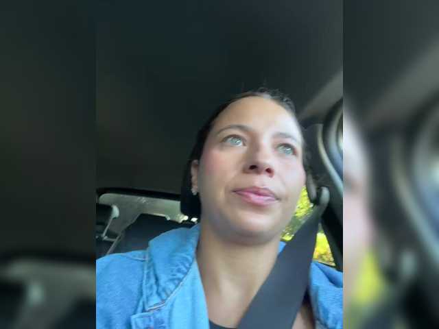 Anah10 live cam on BongaCams