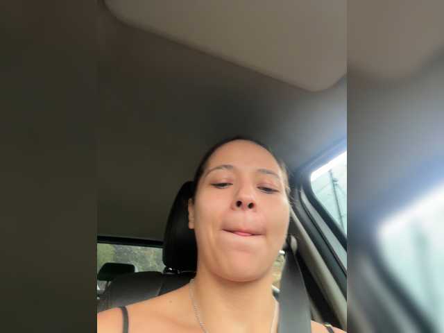 Anah10 live cam on BongaCams