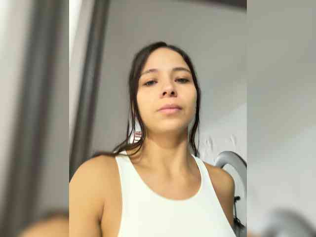 Anhika webcam