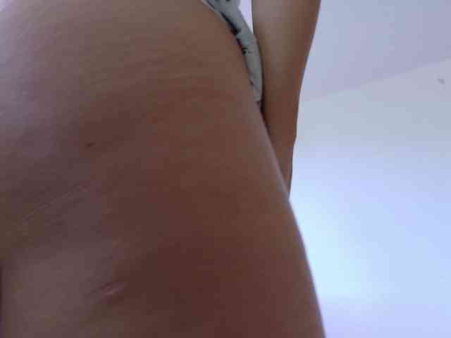 Anhika webcam