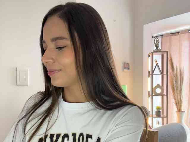 Anhika webcam