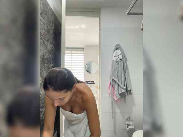 Anhika webcam