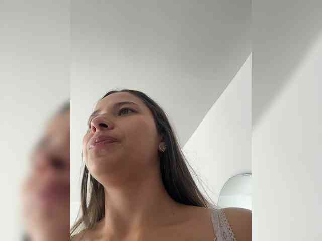 Anhika webcam