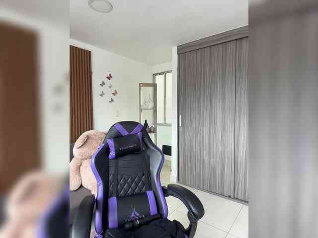 Anhika webcam