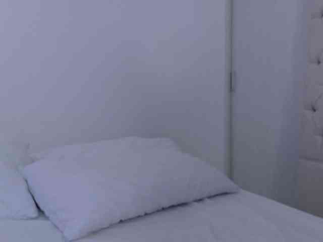 Anhika webcam