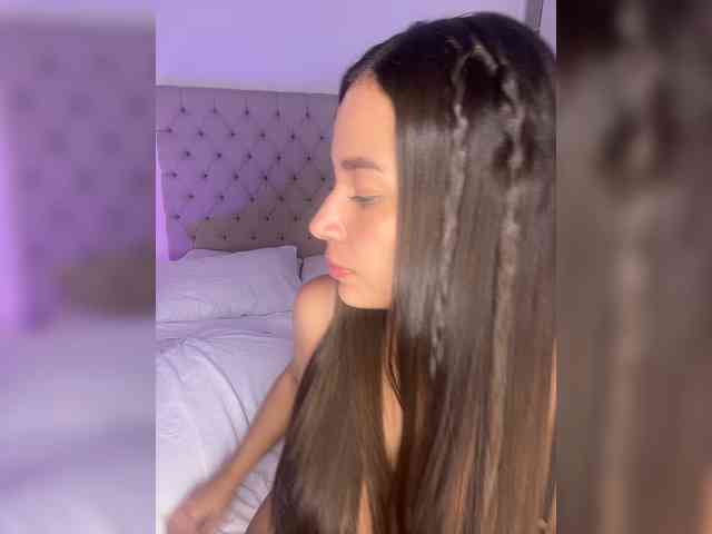 Anhika webcam